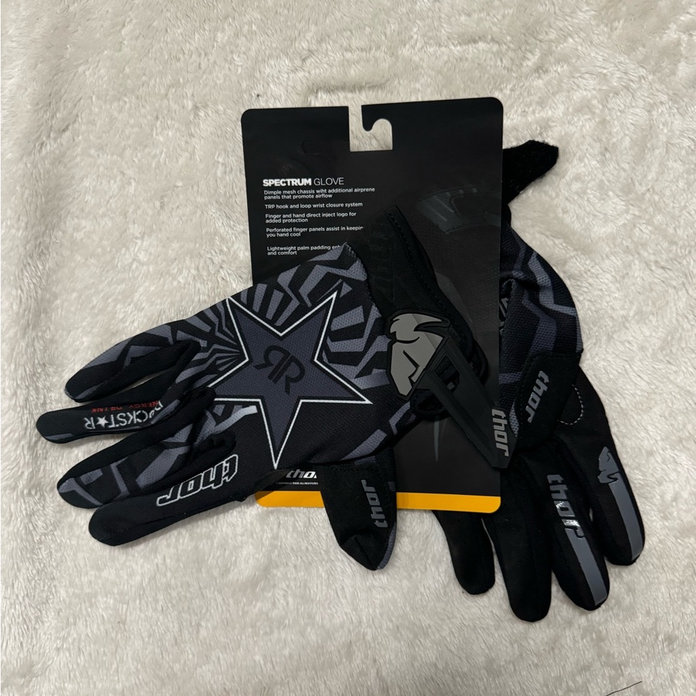 Motocross, motorcycle, and Bike riding gloves THOR! Great for dirtbike riding